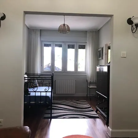 Libarona Goya Nyaraló Gatika